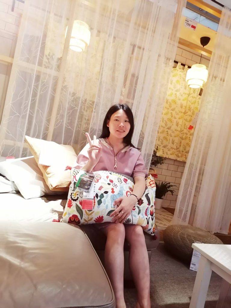 Yezi